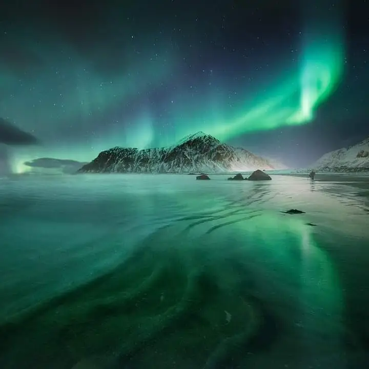 flakstad beach dariusz bruhnke