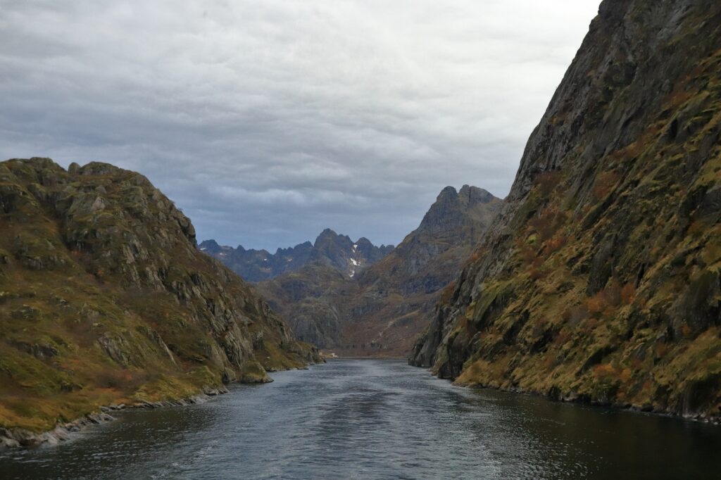 trollfjord autumn juan pascual